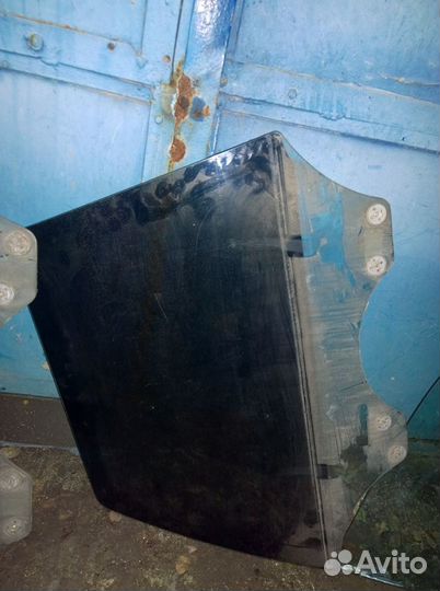 Стекло стекла subaru outback bg 1998