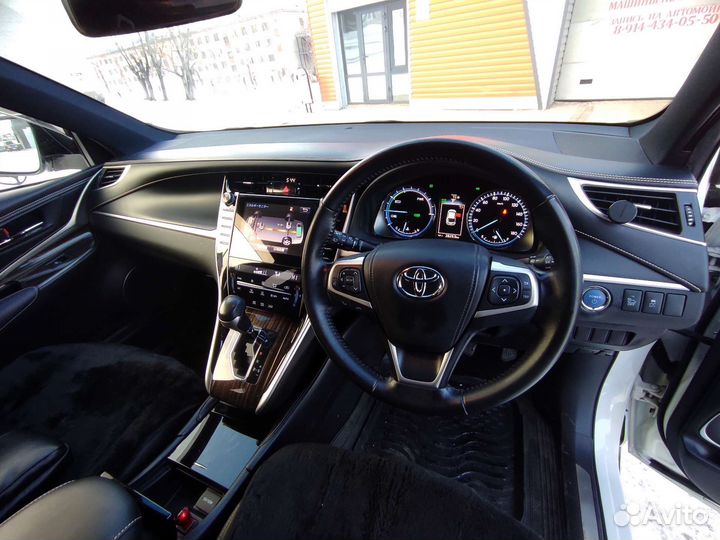 Toyota Harrier, 2014