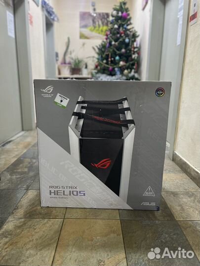 Asus rog strix helios gx601