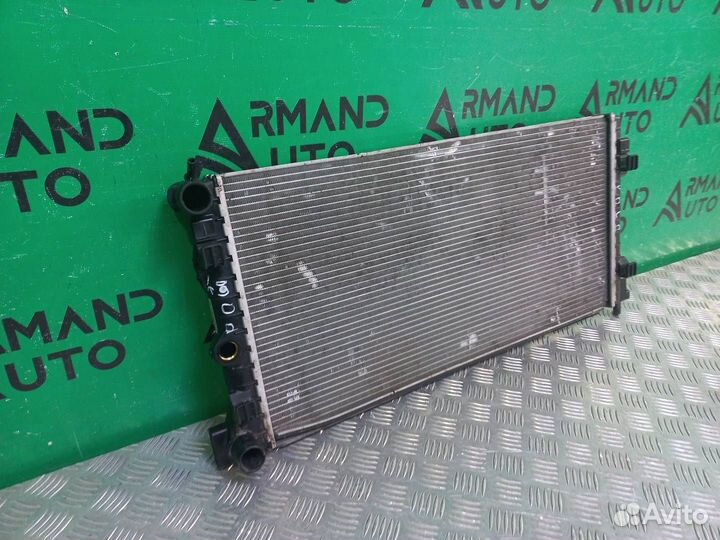 Радиатор двигателя (двс) Volkswagen Polo 5