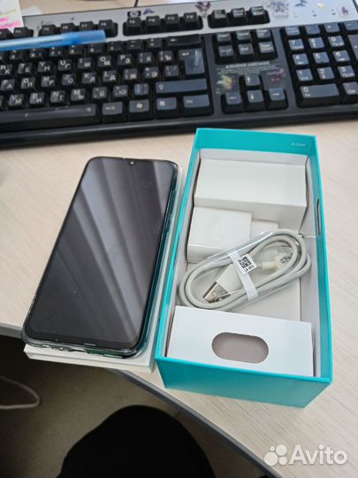 HONOR 10 Lite, 3/64 ГБ