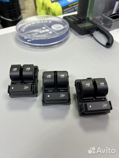 Кнопка стеклоподьемника Ford/Fiat/ Citroen/Pegeout