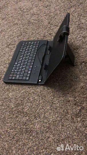 Чехол для планшета с клавиатурой