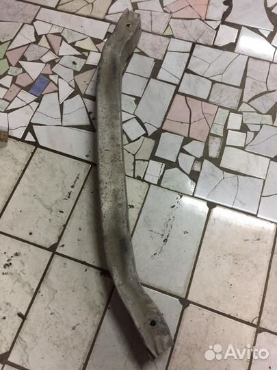 Усилитель переднего бампера Audi A8 D3