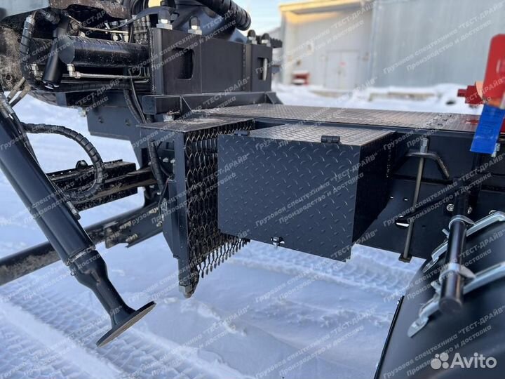 Shacman (Shaanxi) X3000 с КМУ, 2024