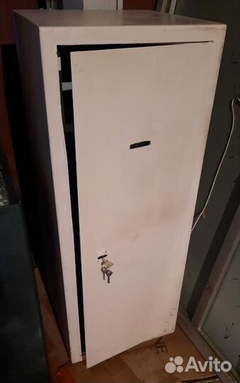 Сейф напольный 1 дверный высота 103 см