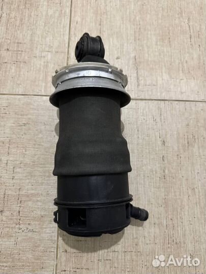 Пневмобаллон на CLS W219