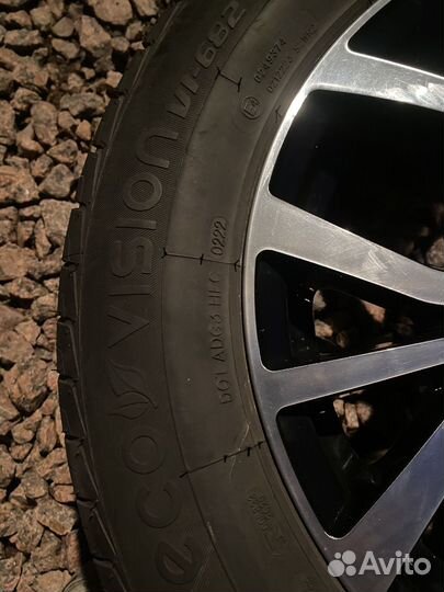 Красивые колеса в идеальном состоянии 215/60r16