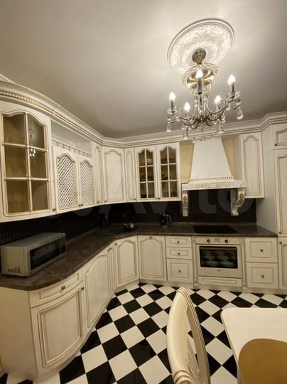3-к. квартира, 87 м², 5/12 эт.