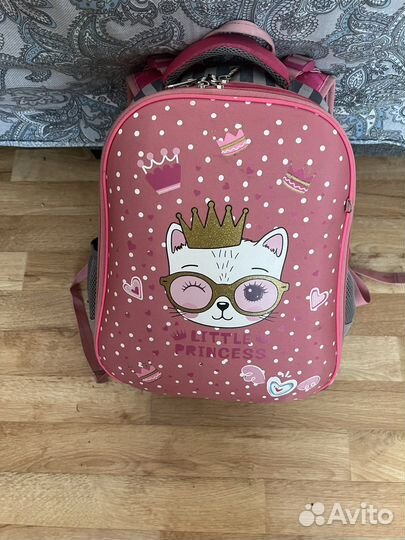 Школьный рюкзак