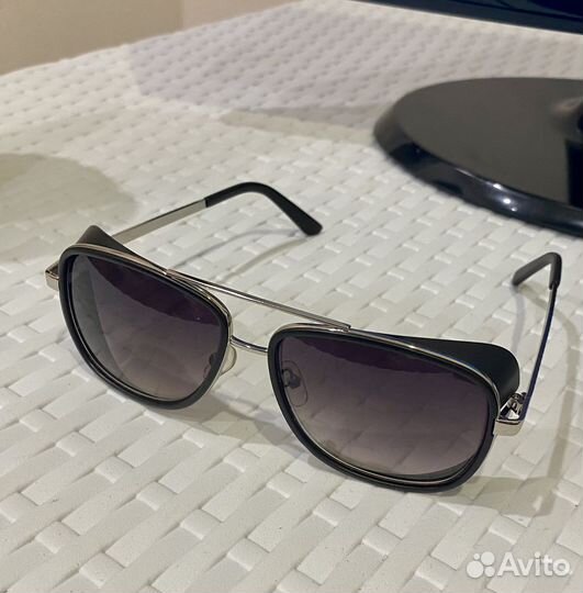 Солнцезащитные очки новые