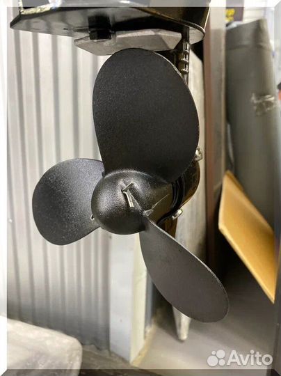 Мотор для лодки golfstream