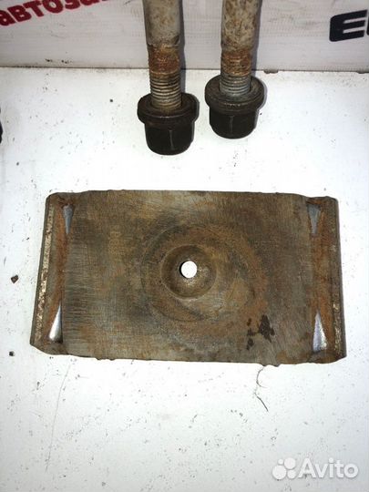 Стремянка рессоры задняя Fiat Ducato 2009