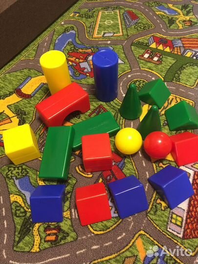 Большие кубики