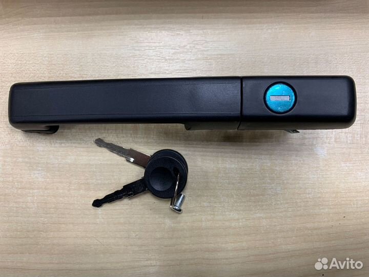 Ручка передней левой двери Passat B3