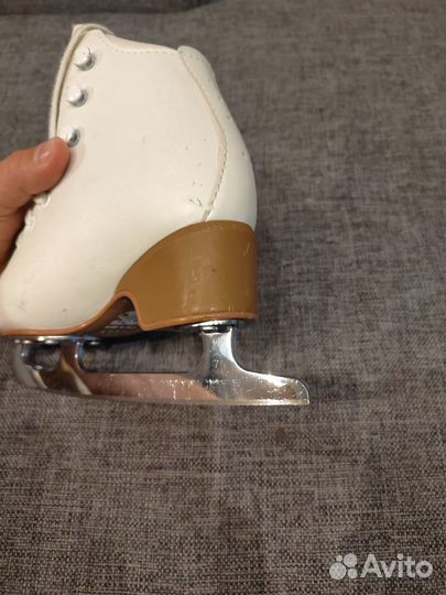 Фигурные коньки Edea Brio 190