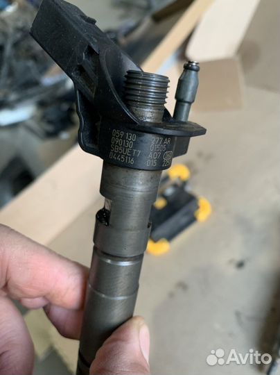 Форсунка Audi Q7 Touareg 3.0 TDi casa