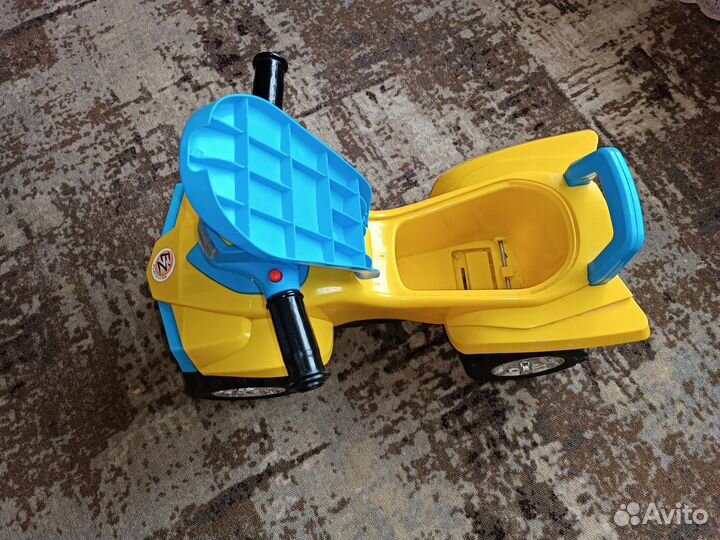 Машинка-каталка