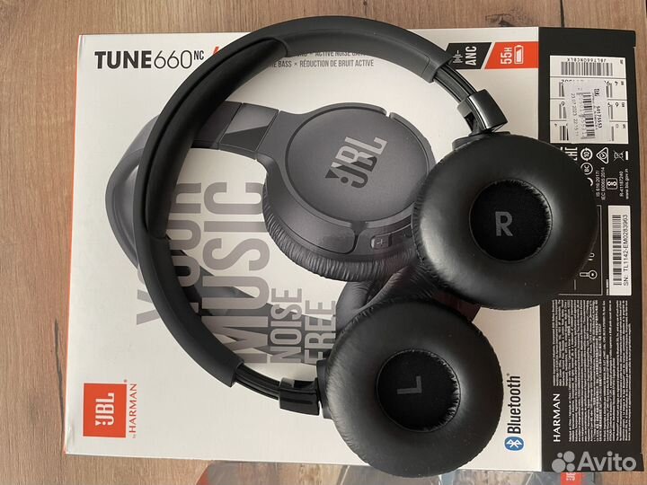 Блютуз наушники jbl 660NC