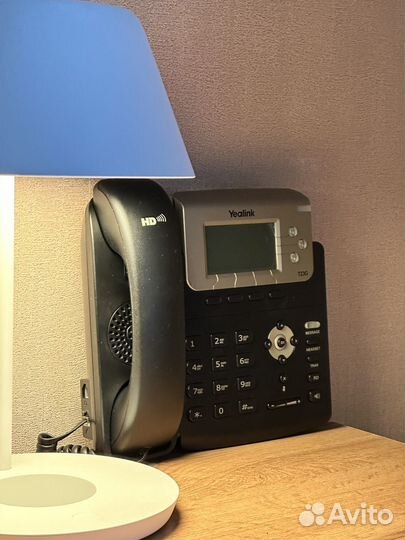 IP телефон Yealink SIP-T23G