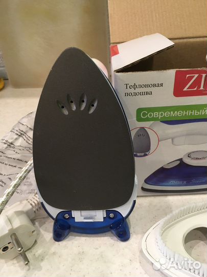 Дорожный Маленький утюг