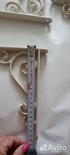 Держатель для полок