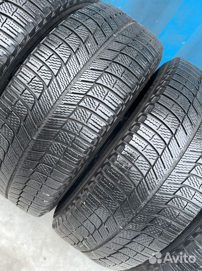 Michelin X-Ice XI3 225/55 R17