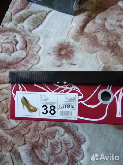 Продаю туфли