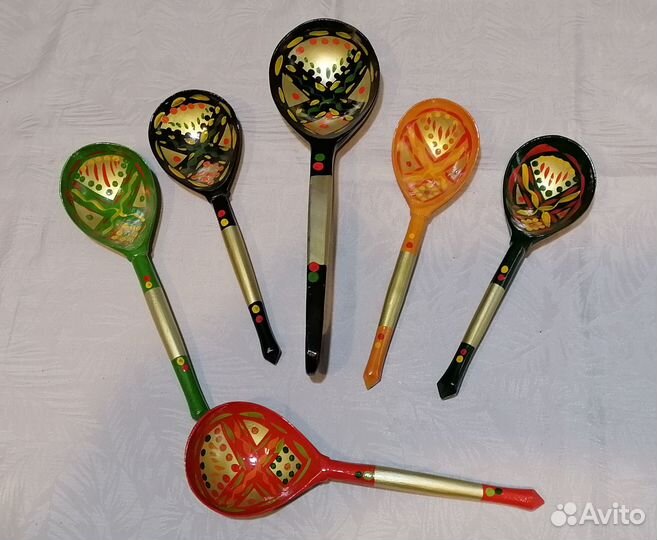 Деревянные ложки хохлома
