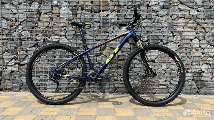 Велосипед GT avalanche elite 29