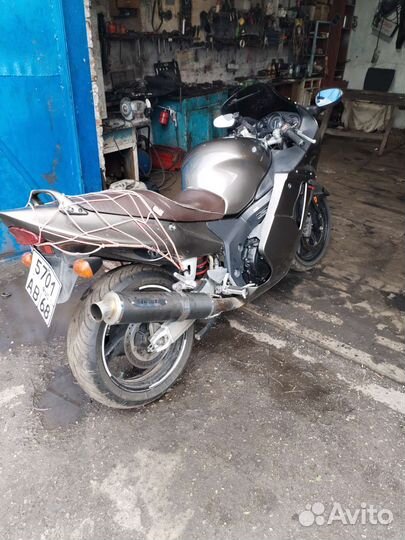 Хонда дрозд 1100хх