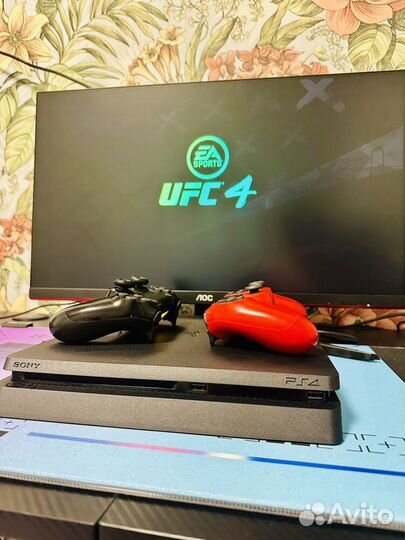 PS4 slim / 80 игр / FIFA / 2 геймпада