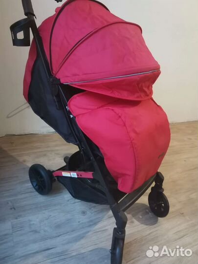 Прогулочная коляска трость Новая для путешествий