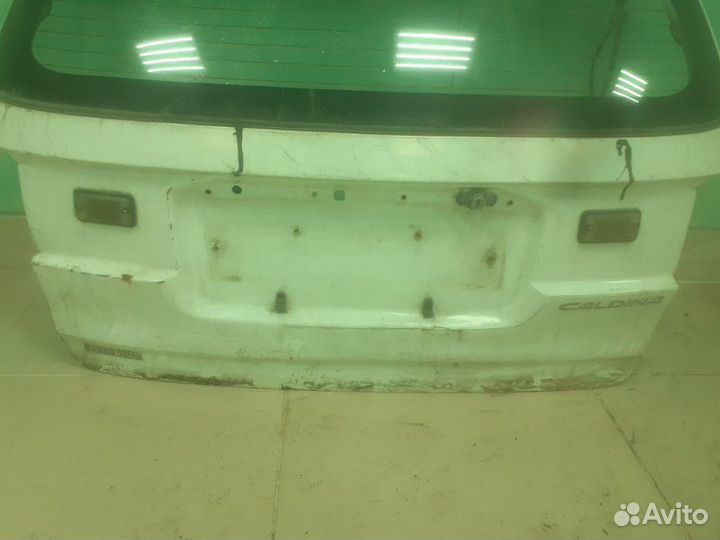 Крышка багажника задняя Toyota Caldina