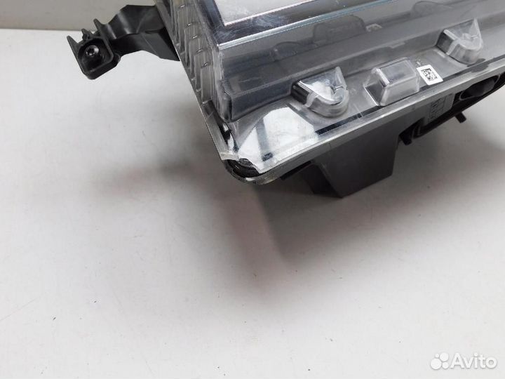 Фара левая Volkswagen Crafter