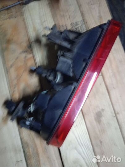 Фонарь левый dodge challenger LC