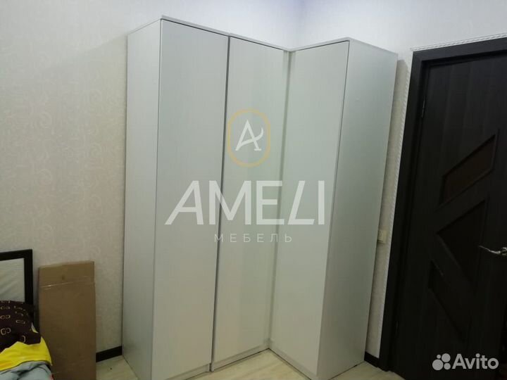 Шкаф угловой