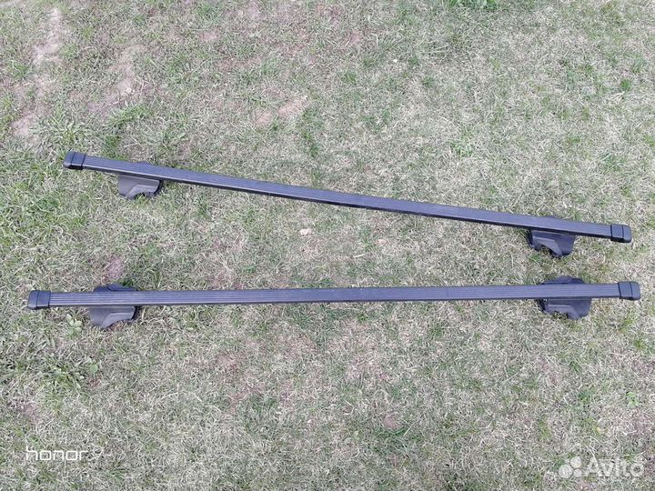 Багажник на автомобиль thule