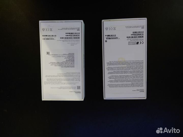 Коробки от iPhone 13 и 15pro