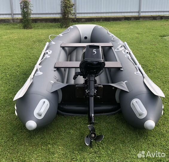 Лодка моторная