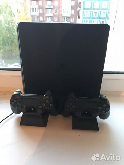 Sony PS4 slim 1tb