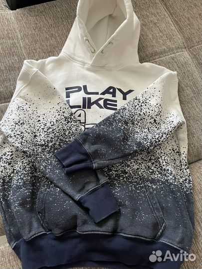 Толстовка с капюшоном