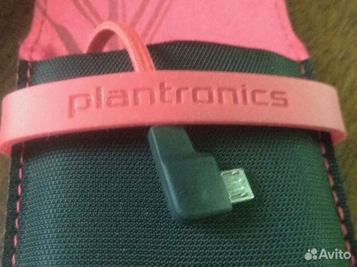 Чехол Plantronics с акб и зарядка в авто