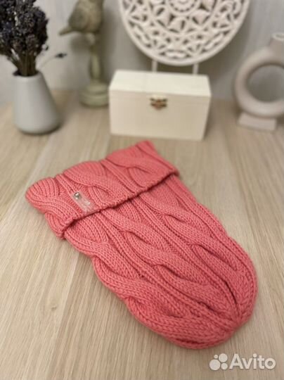 Вязаная шапка в наличии