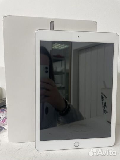 iPad 6 (2018) Wi-Fi 128 Gb