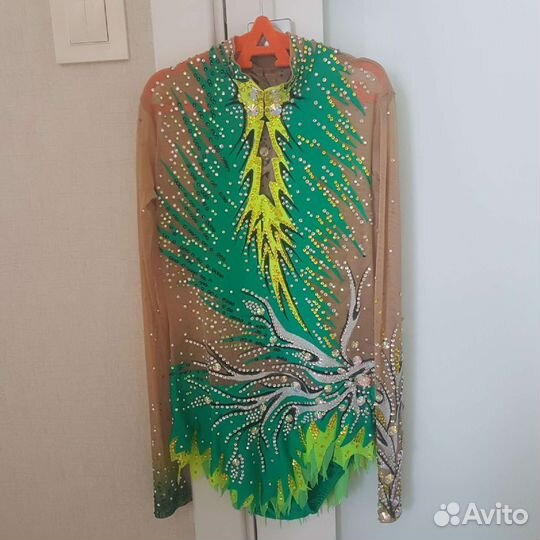 Купальник для художественной гимнастики