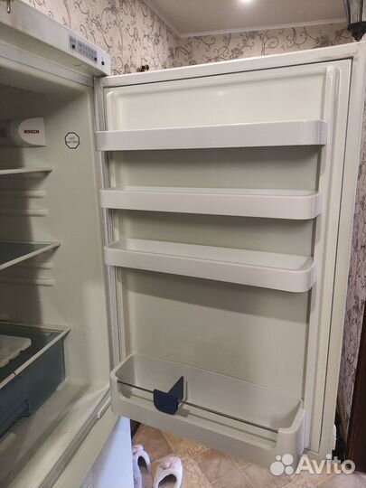 Холодильник б/у bosсh двухкамерный