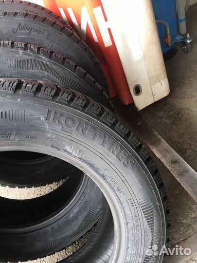 Ikon Tyres Autograph Snow 3 215/60 R16 99R