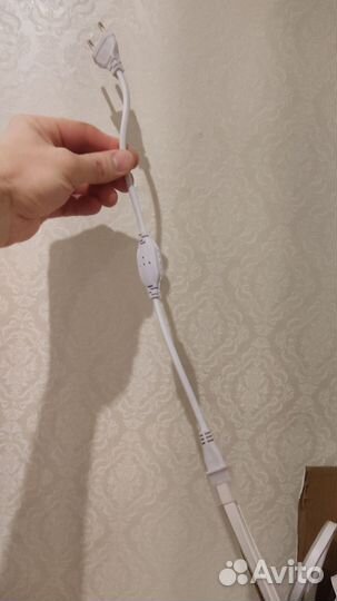 Вилка для гибкого неона кабеля