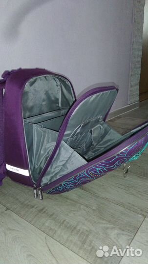 Рюкзак школьный